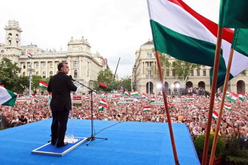 Orbán Viktor a Kossuth téren